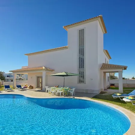 Villa Buariki *